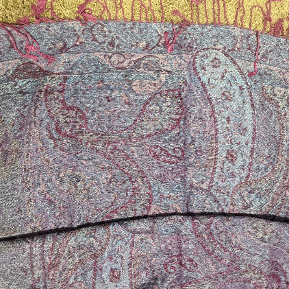 Scarf - Picture 4 of 5